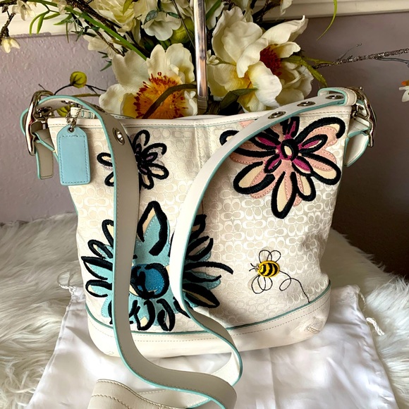 Coach RARE VINTAGE Floral Embroidered Women's Bag - Picture 9 of 14